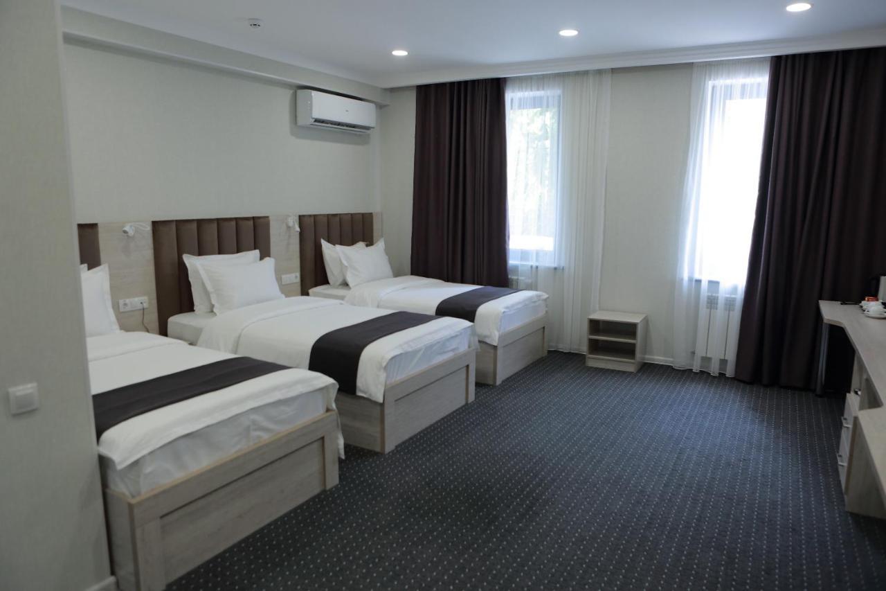 Sharaf Hotel Taschkent Exterior foto